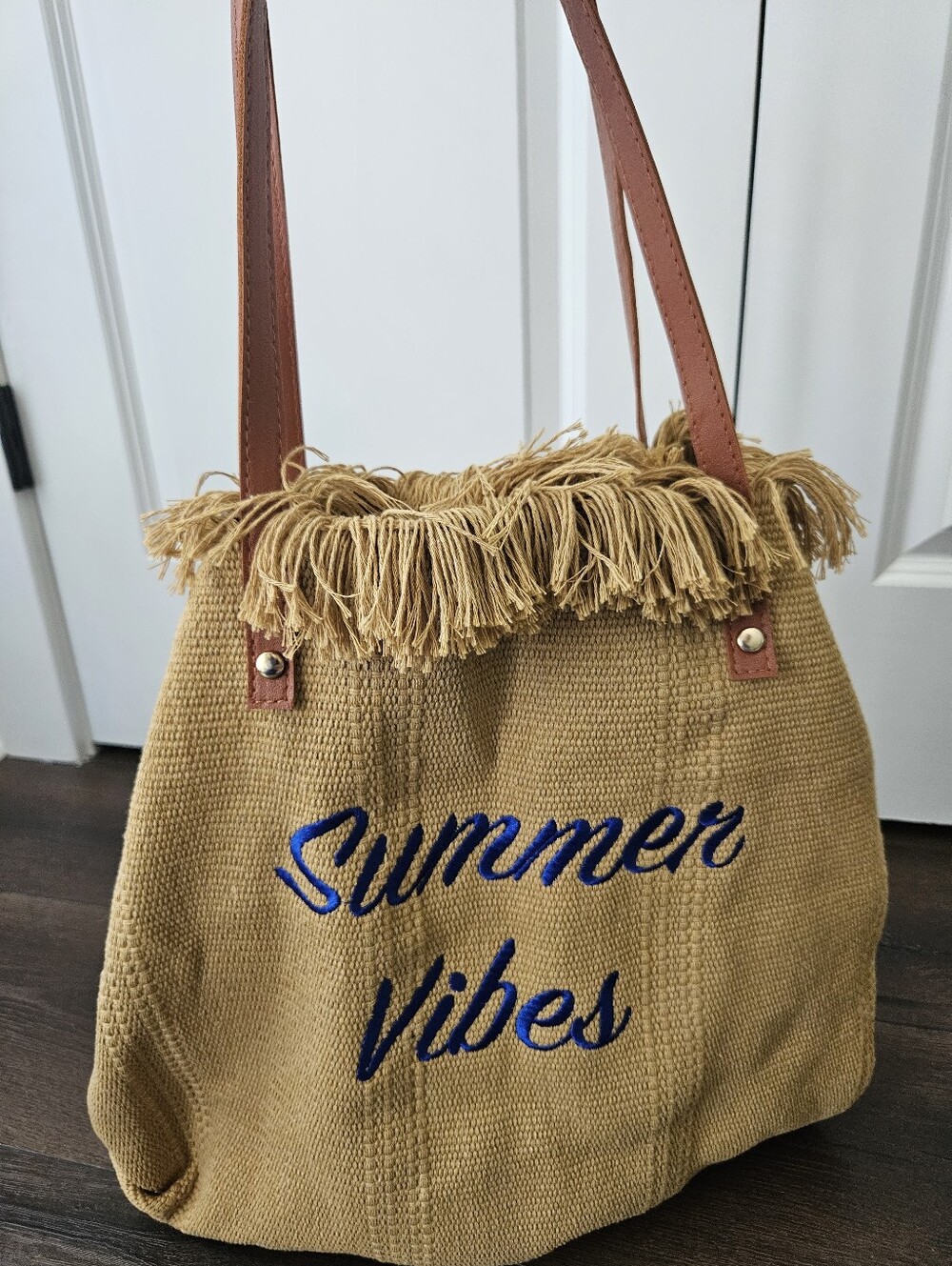 NWOT Summer Vibes Woven Fringe Beach Tote Straw Look Canvas Shoulder Bag | Boho - Picture 4 of 8